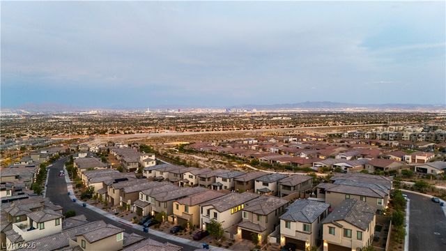 11552 Observation Point Avenue, Las Vegas, NV 89138