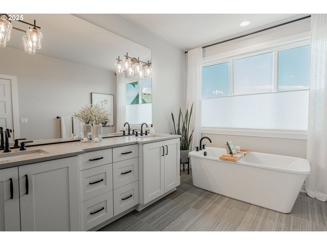 27763 Sw MARIGOLD Ter, Wilsonville, OR 97070