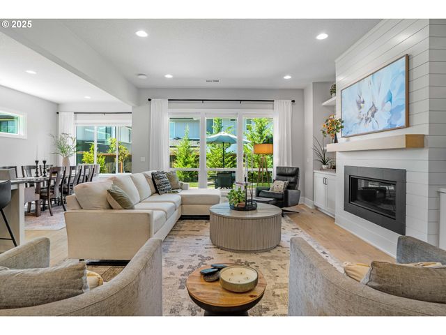 27763 Sw MARIGOLD Ter, Wilsonville, OR 97070