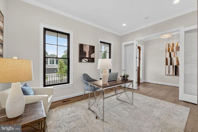 613 BLACKSTONE TER NW, Vienna, VA 22180