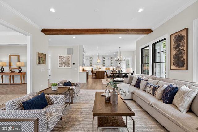 613 BLACKSTONE TER NW, Vienna, VA 22180