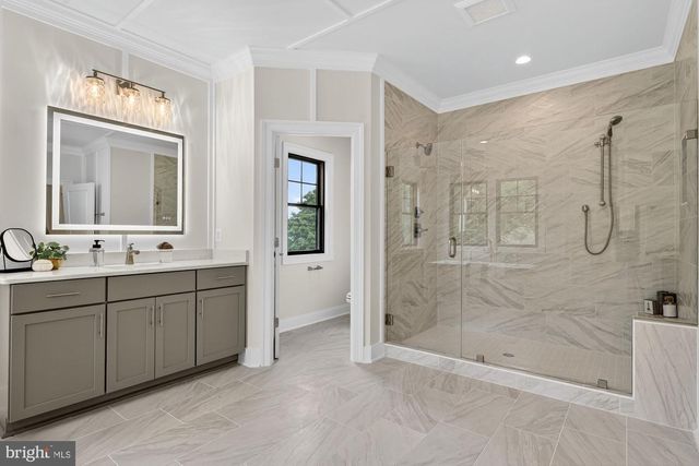 613 BLACKSTONE TER NW, Vienna, VA 22180