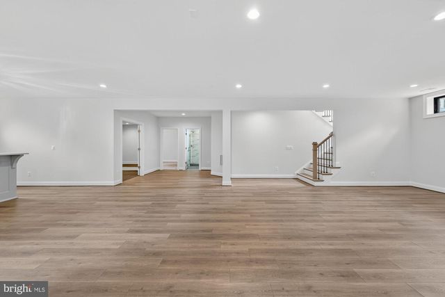 613 BLACKSTONE TER NW, Vienna, VA 22180