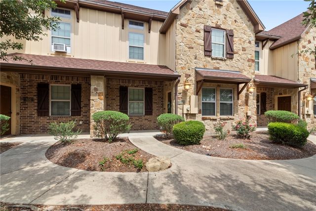 504 Deacon Drive W, College Station, TX 77845