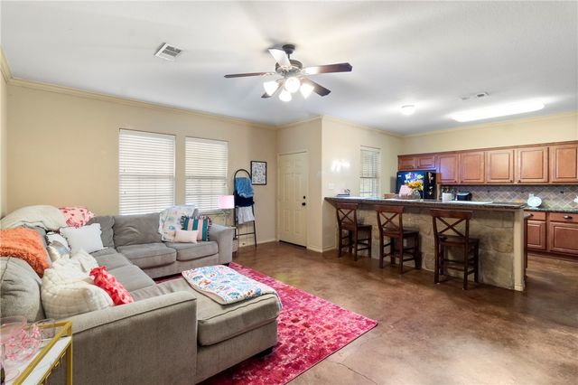 504 Deacon Drive W, College Station, TX 77845