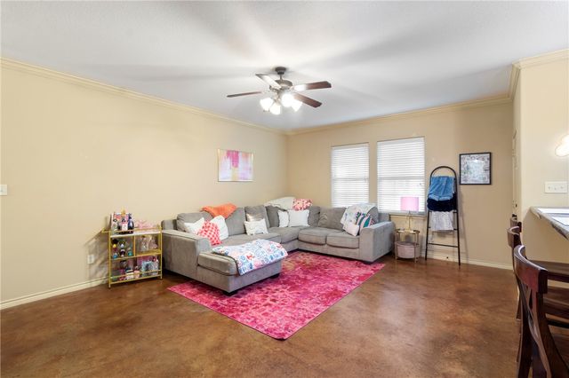 504 Deacon Drive W, College Station, TX 77845