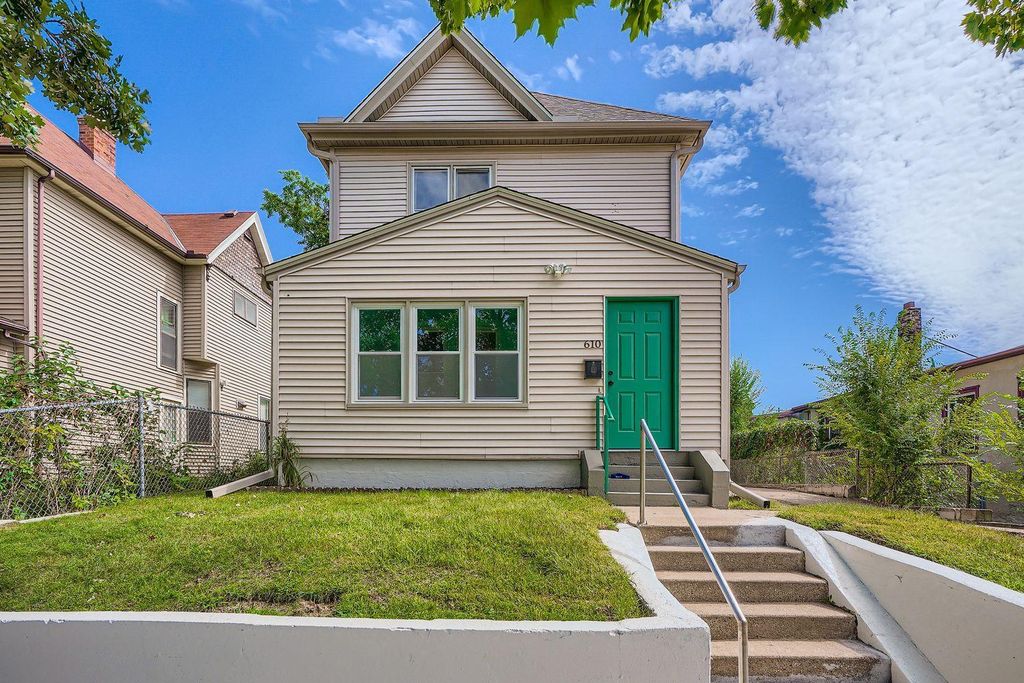 610 Fairview Avenue N, Saint Paul, MN 55104