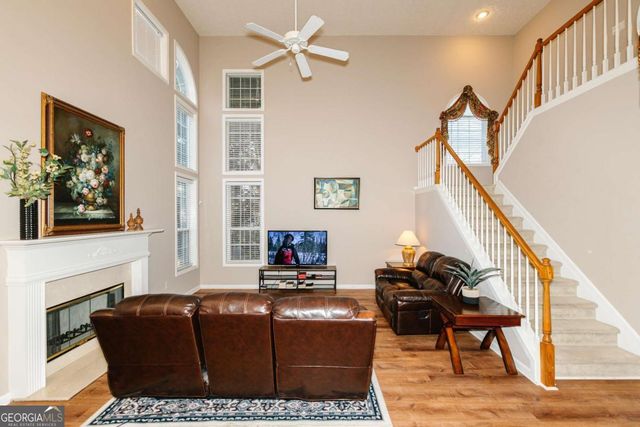 425 Martin Creek Way, Lawrenceville, GA 30045