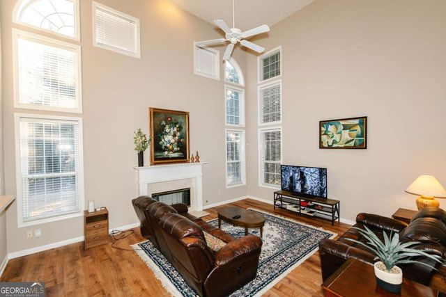 425 Martin Creek Way, Lawrenceville, GA 30045