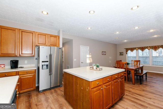 425 Martin Creek Way, Lawrenceville, GA 30045