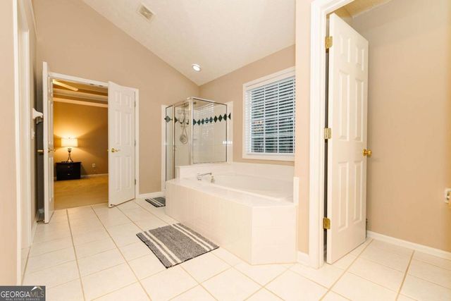 425 Martin Creek Way, Lawrenceville, GA 30045