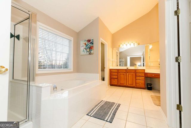 425 Martin Creek Way, Lawrenceville, GA 30045