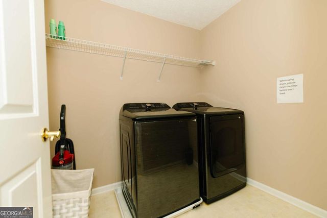 425 Martin Creek Way, Lawrenceville, GA 30045