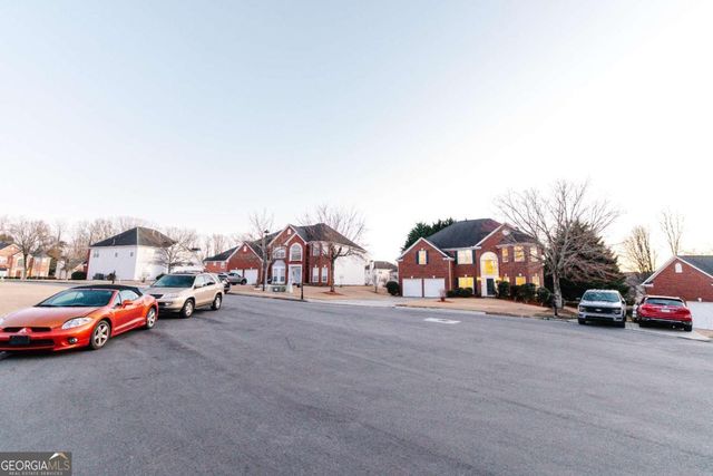 425 Martin Creek Way, Lawrenceville, GA 30045