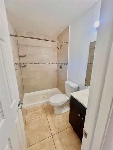 741 NW 104TH Avenue 203, Pembroke Pines, FL 33026