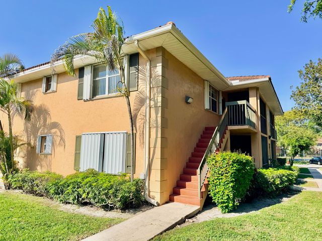 741 NW 104TH Avenue 203, Pembroke Pines, FL 33026
