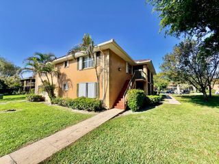 741 NW 104TH Avenue 203, Pembroke Pines, FL 33026