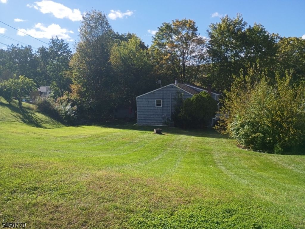 4 Adams Dr, Ogdensburg Boro, NJ 07439 — photo 3