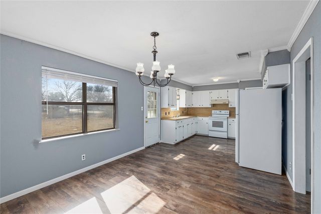 3901 Crestridge Drive, Brownwood, TX 76801