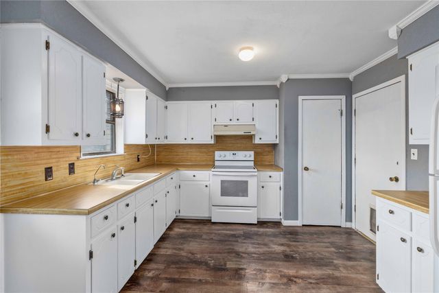 3901 Crestridge Drive, Brownwood, TX 76801