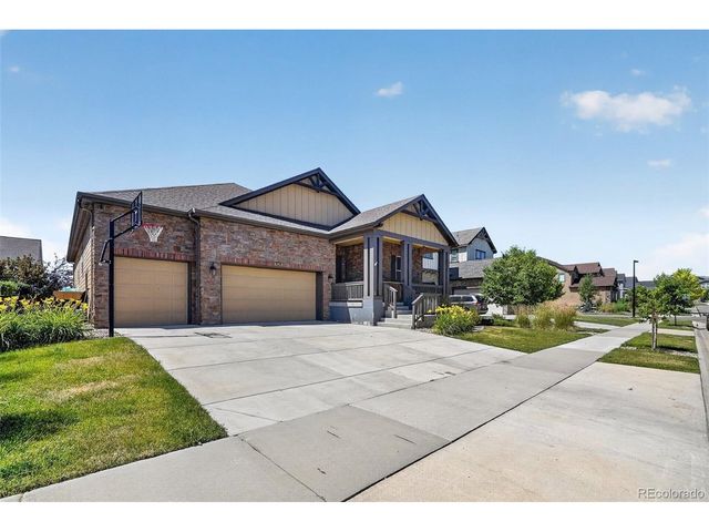 828 Gilpin Cir, Erie, CO 80516