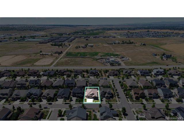 828 Gilpin Cir, Erie, CO 80516