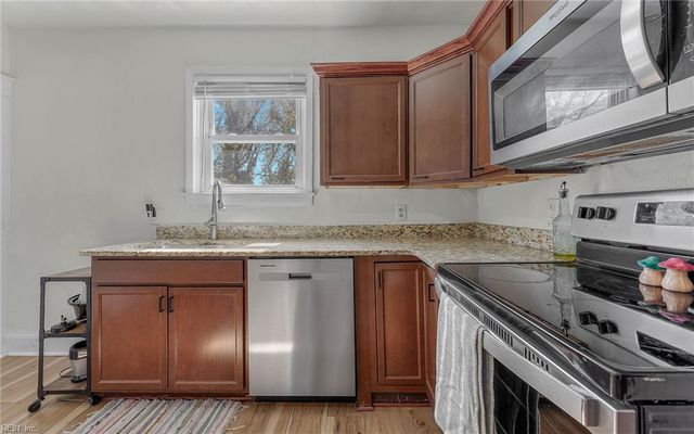 1016 31st ST, Newport News, VA 23607