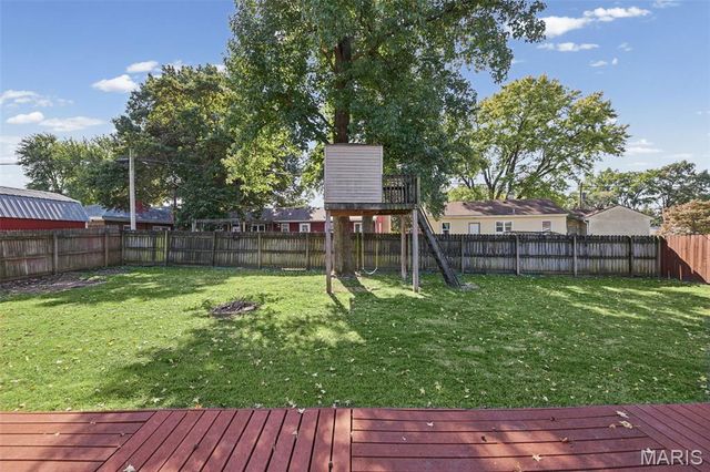 46 N Circle Drive, East Alton, IL 62024