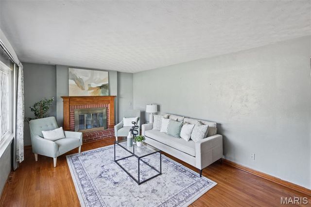 46 N Circle Drive, East Alton, IL 62024