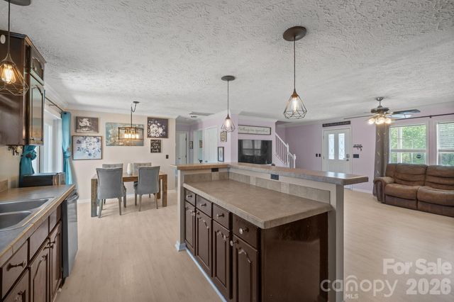 132 Top Flite Drive, Statesville, NC 28677