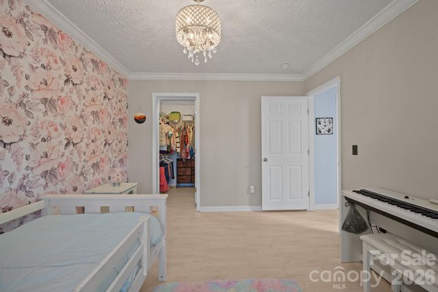 132 Top Flite Drive, Statesville, NC 28677