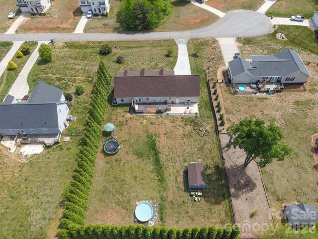 132 Top Flite Drive, Statesville, NC 28677