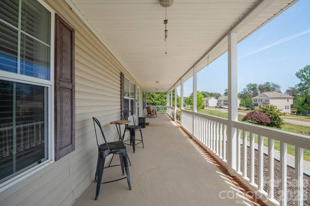 132 Top Flite Drive, Statesville, NC 28677