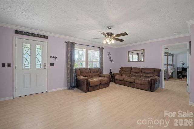 132 Top Flite Drive, Statesville, NC 28677