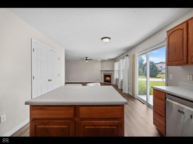 5470 Fieldhurst Lane, Plainfield, IN 46168
