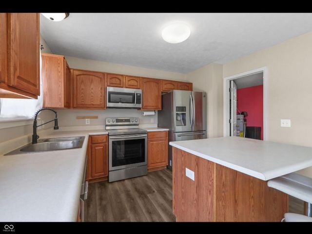 5470 Fieldhurst Lane, Plainfield, IN 46168