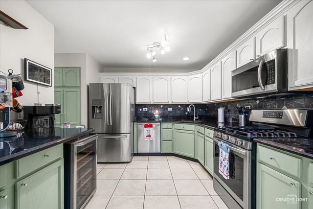 2316 Foxmoor Lane, Aurora, IL 60502