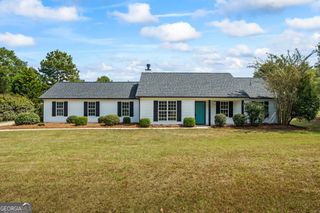 111 Canterbury Court, Jackson, GA 30233