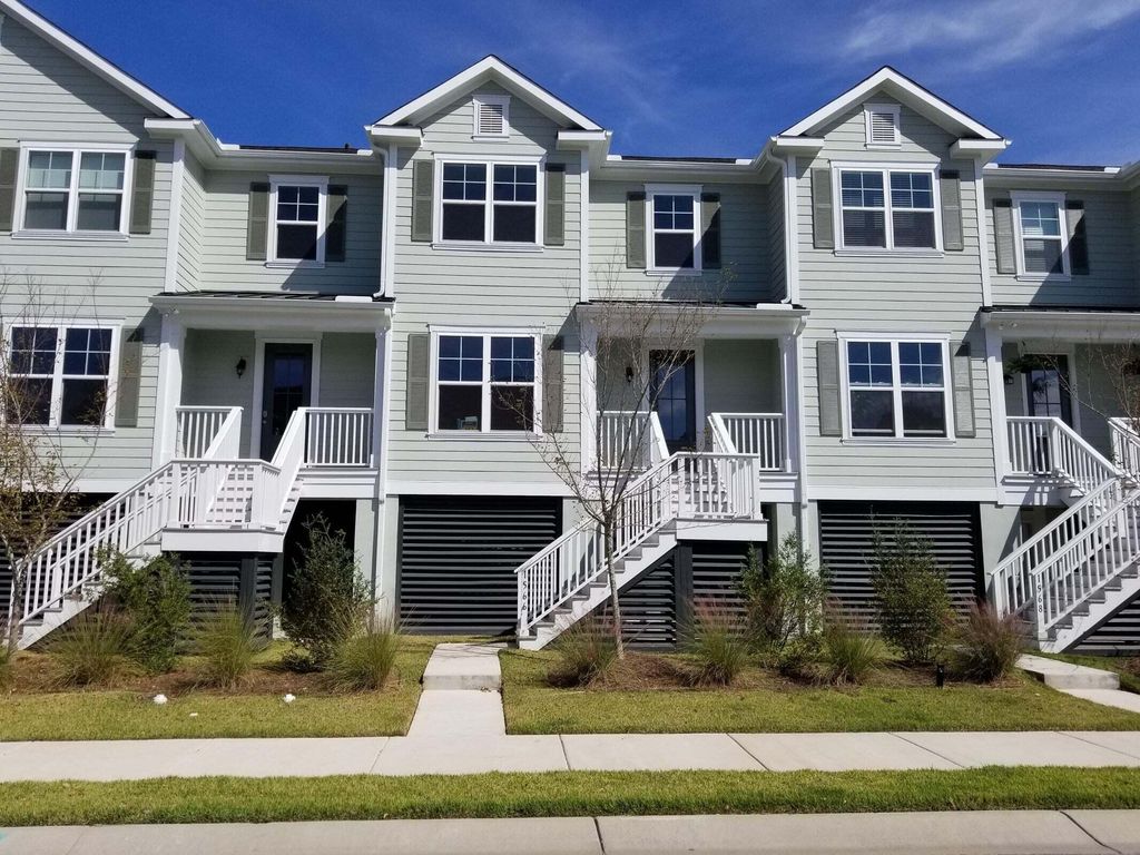 1566 Prince Edward Street, Mount Pleasant, SC 29466