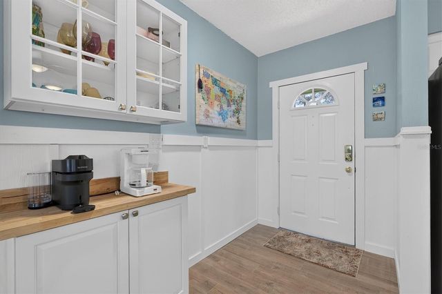 6086 ISLAND DRIVE, Weeki Wachee, FL 34607