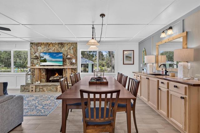 6086 ISLAND DRIVE, Weeki Wachee, FL 34607