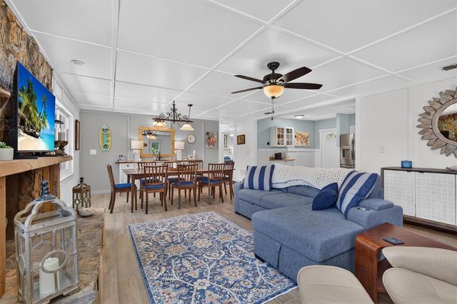 6086 ISLAND DRIVE, Weeki Wachee, FL 34607