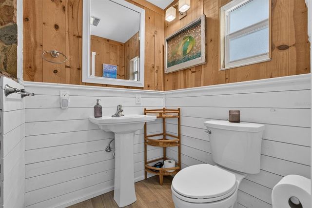 6086 ISLAND DRIVE, Weeki Wachee, FL 34607