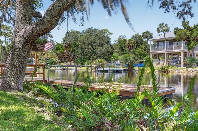 6086 ISLAND DRIVE, Weeki Wachee, FL 34607