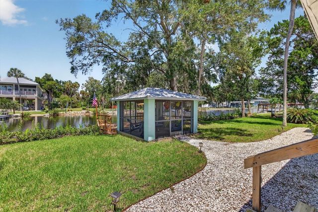 6086 ISLAND DRIVE, Weeki Wachee, FL 34607