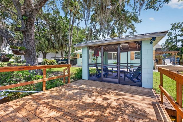 6086 ISLAND DRIVE, Weeki Wachee, FL 34607