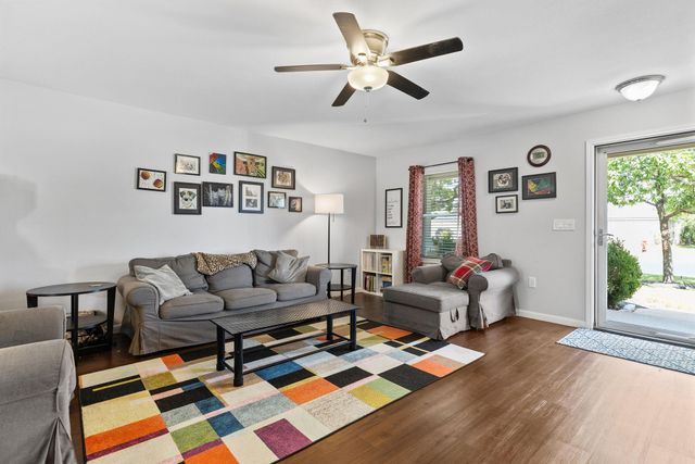 201 Mossberg LN, Bastrop, TX 78602