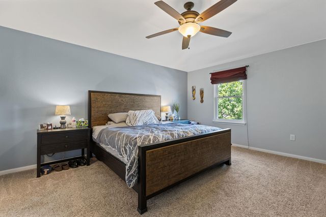 201 Mossberg LN, Bastrop, TX 78602