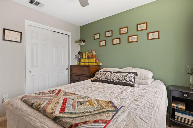 201 Mossberg LN, Bastrop, TX 78602