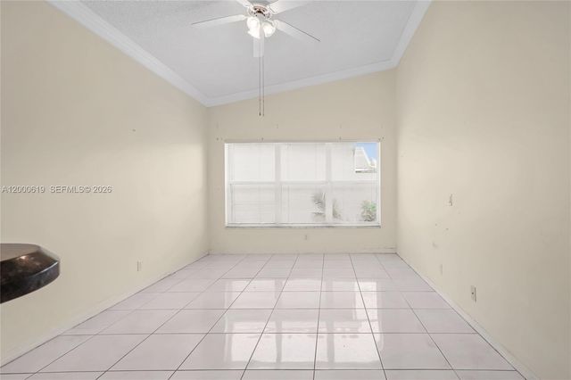 6306 Harbour Oak Dr, Lake Worth, FL 33467